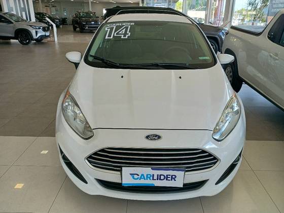 FORD FIESTA 1.6 SE SEDAN 16V FLEX 4P POWERSHIFT